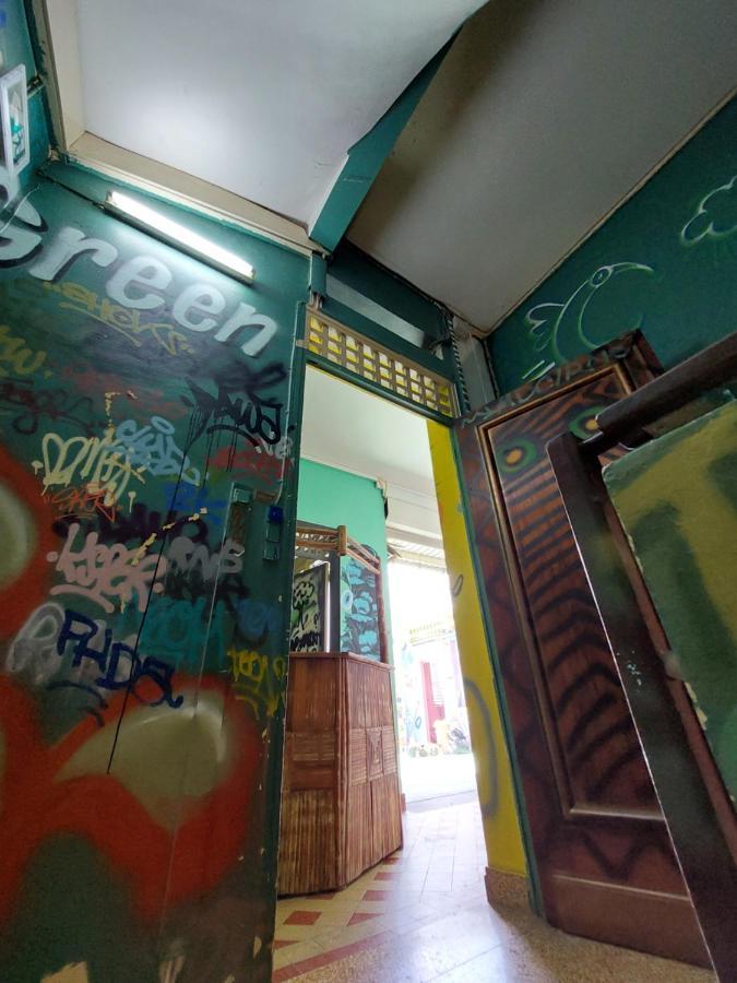 بوانت-آه-بيتر The Green Hostel المظهر الخارجي الصورة